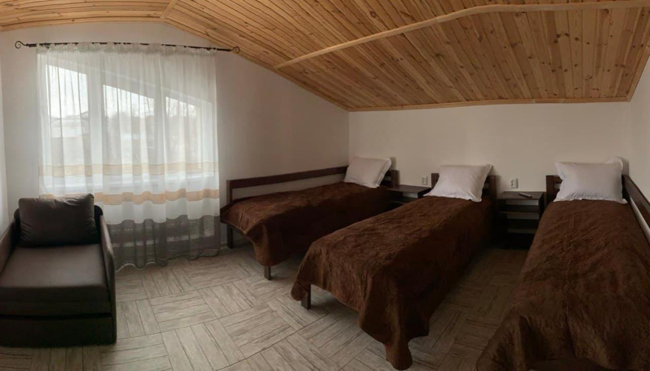 Family Люкс Aparthotel Kamianets-Podilskyi Exterior photo